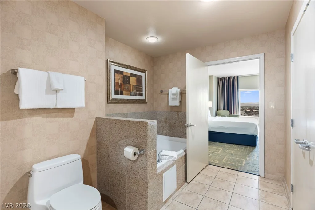 211 Flamingo, Las Vegas, NV 89169