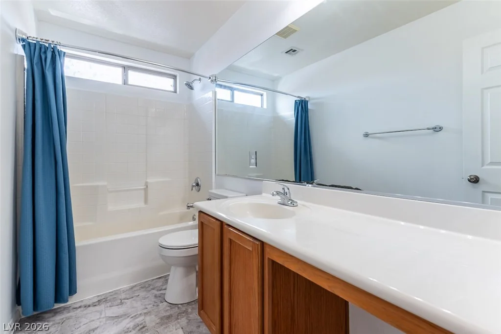 6581 Rose Hill River, Las Vegas, NV 89122