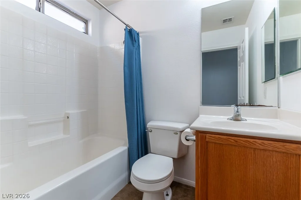 6581 Rose Hill River, Las Vegas, NV 89122