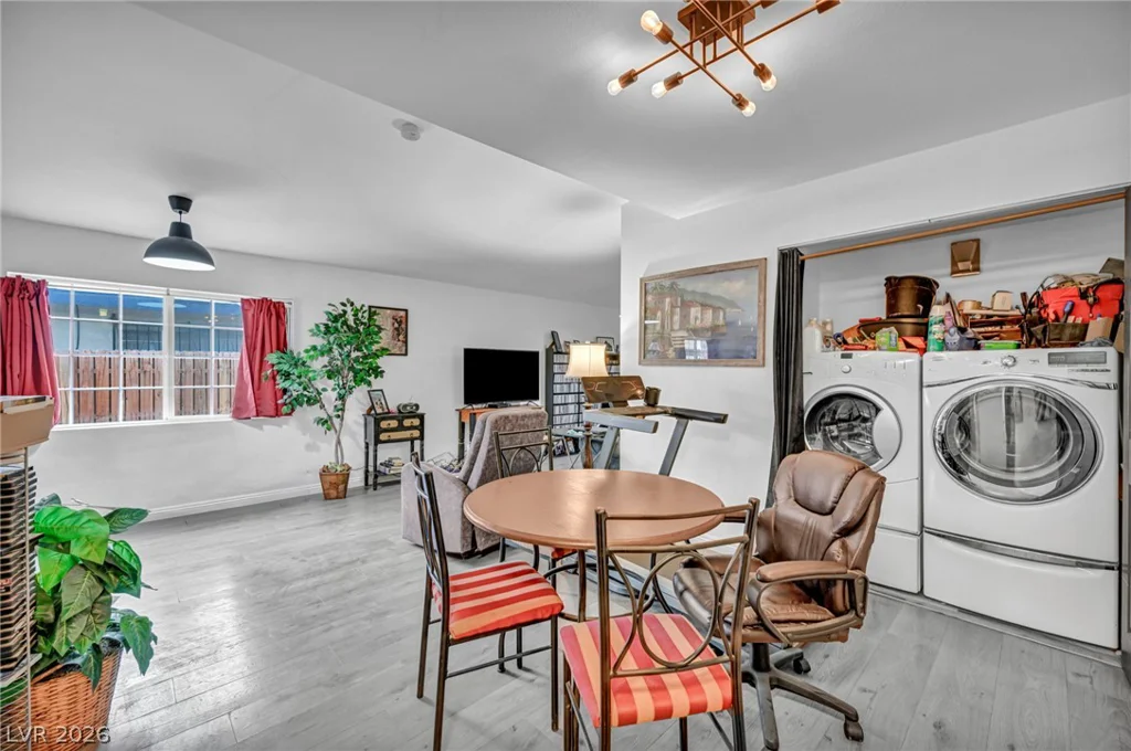 2412 Statz, North Las Vegas, NV 89030