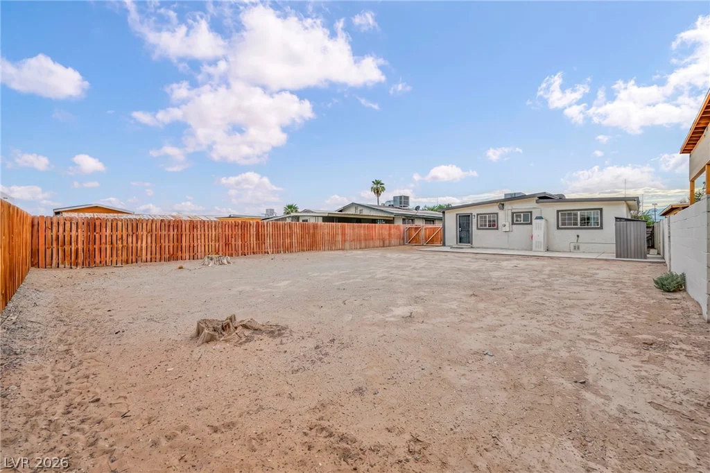 2412 Statz, North Las Vegas, NV 89030