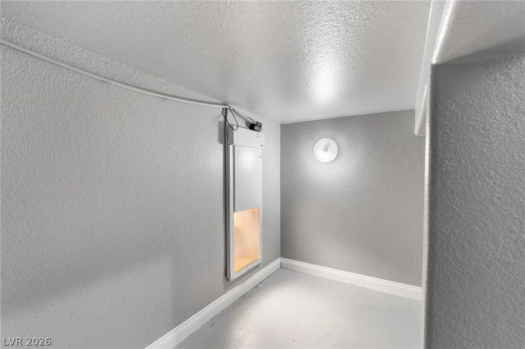 9354 Hosner, Las Vegas, NV 89178