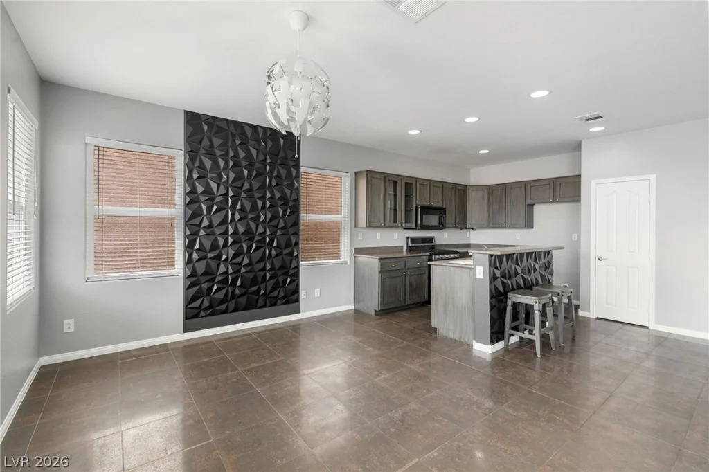 9354 Hosner, Las Vegas, NV 89178