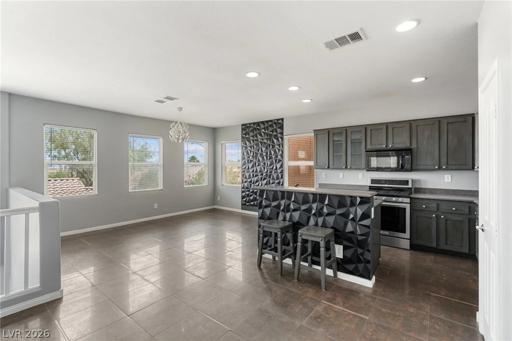 9354 Hosner, Las Vegas, NV 89178