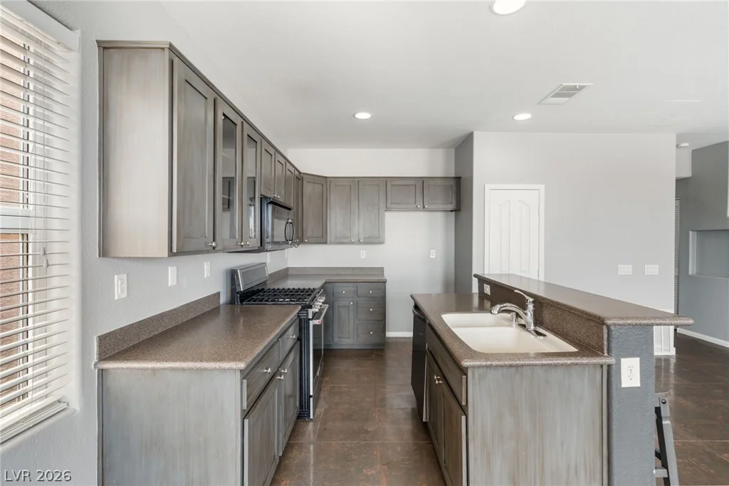 9354 Hosner, Las Vegas, NV 89178