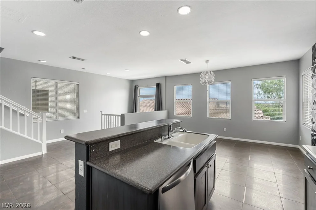 9354 Hosner, Las Vegas, NV 89178