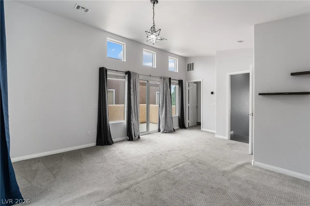 9354 Hosner, Las Vegas, NV 89178