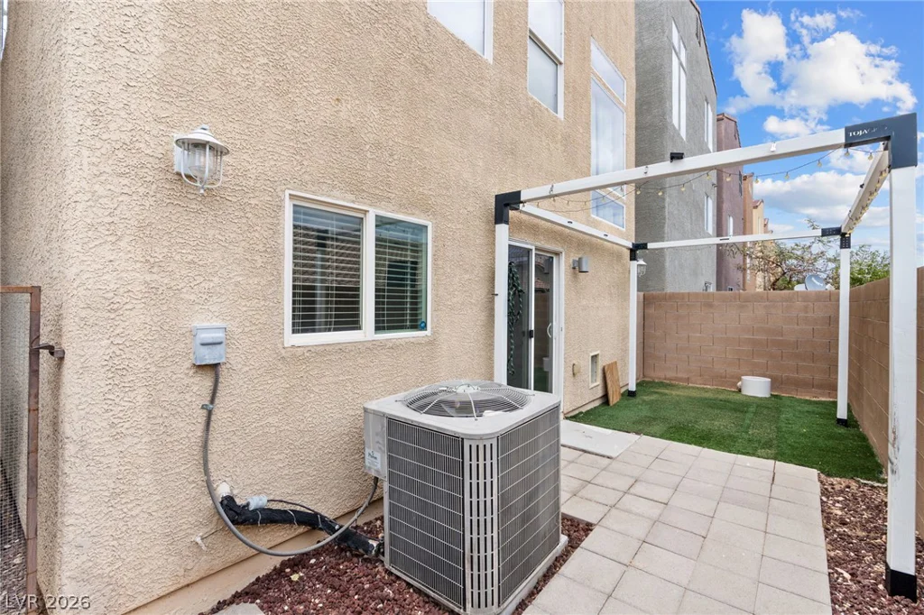 9354 Hosner, Las Vegas, NV 89178