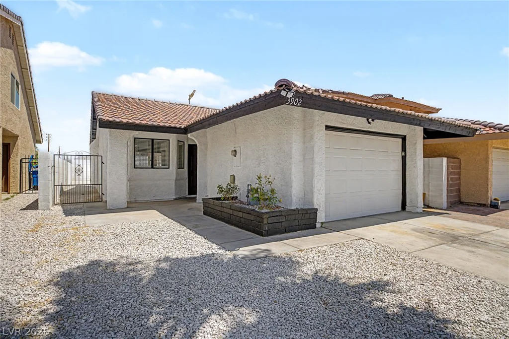 3902 Tatiana, Las Vegas, NV 89115