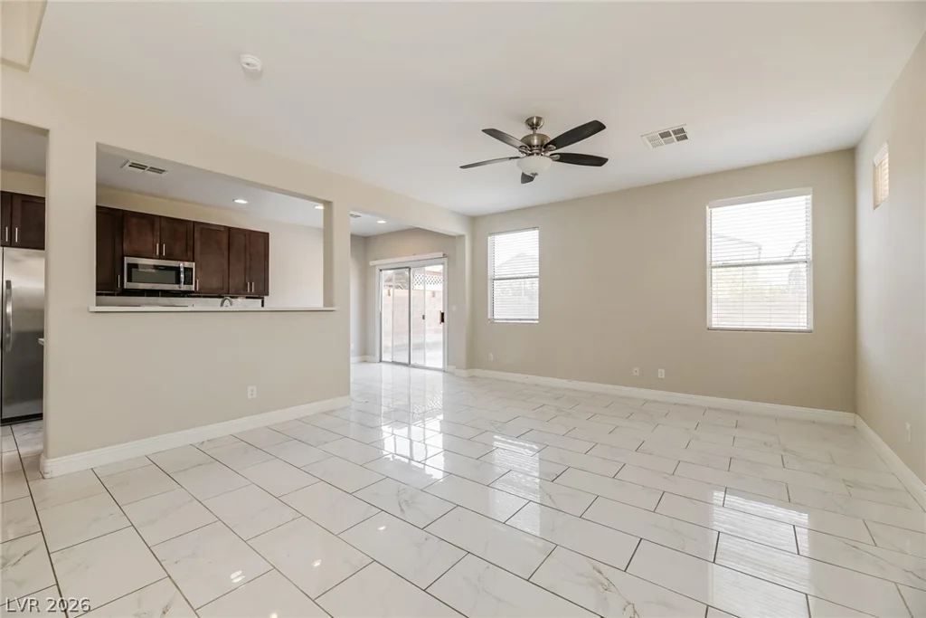 6354 Foxlyn, Las Vegas, NV 89122