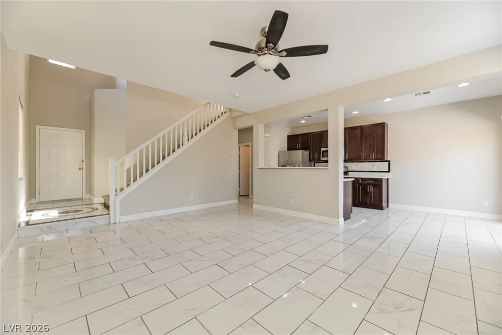 6354 Foxlyn, Las Vegas, NV 89122