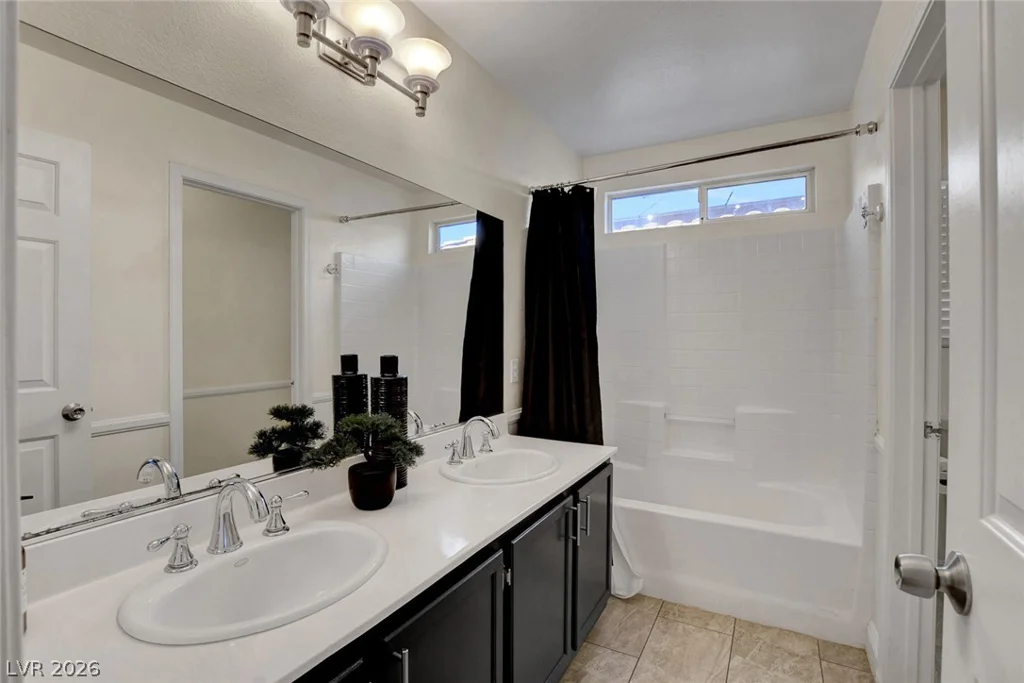2432 Fresnal Canyon, Las Vegas, NV 89123