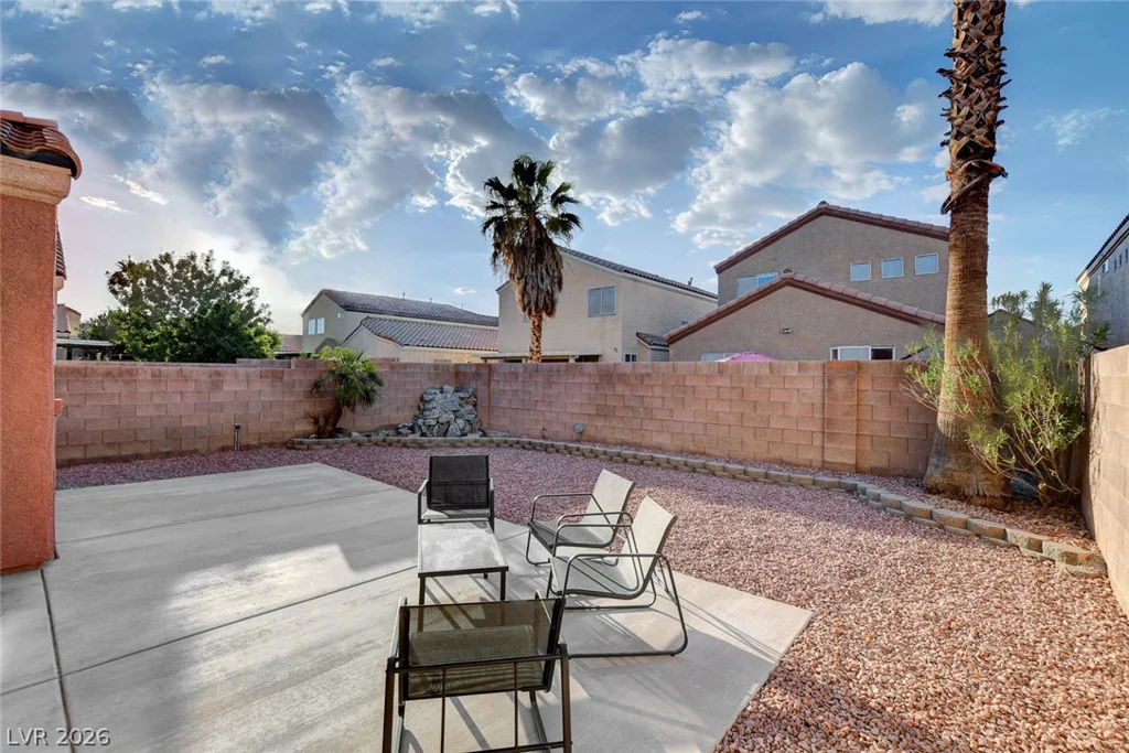 2432 Fresnal Canyon, Las Vegas, NV 89123