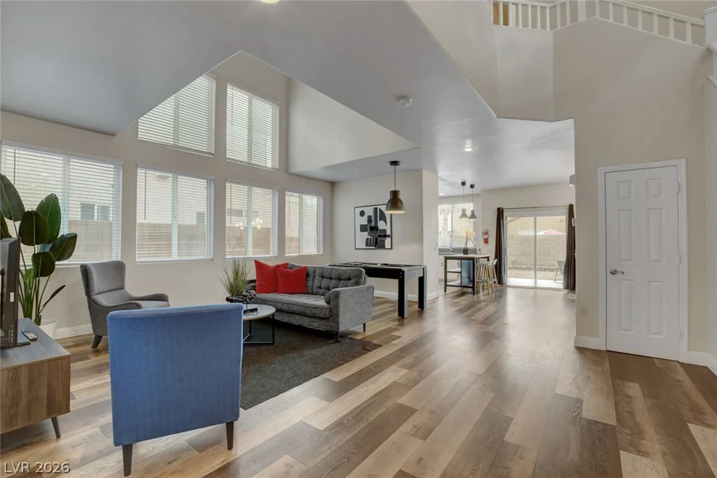 2432 Fresnal Canyon, Las Vegas, NV 89123