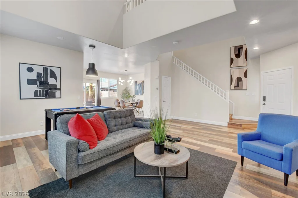 2432 Fresnal Canyon, Las Vegas, NV 89123