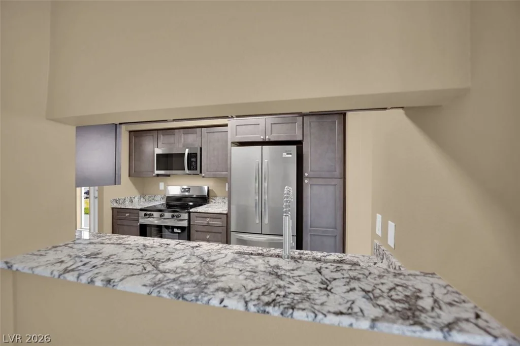 634 Oakmont, Las Vegas, NV 89109