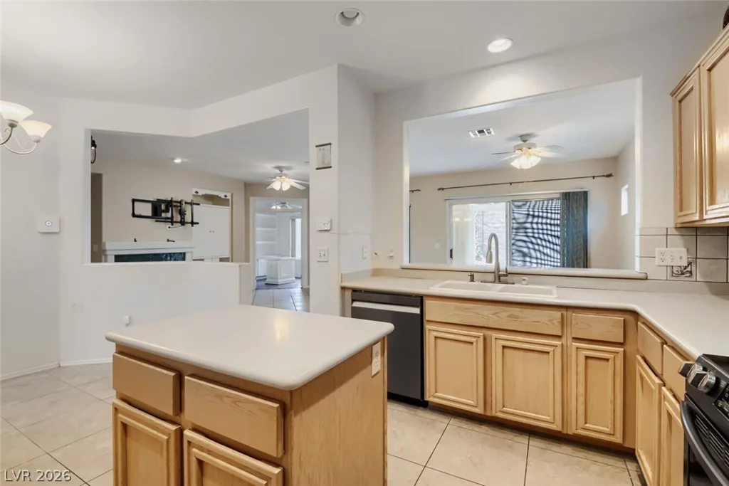 2539 Evansville, Henderson, NV 89052