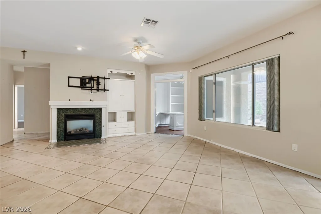 2539 Evansville, Henderson, NV 89052