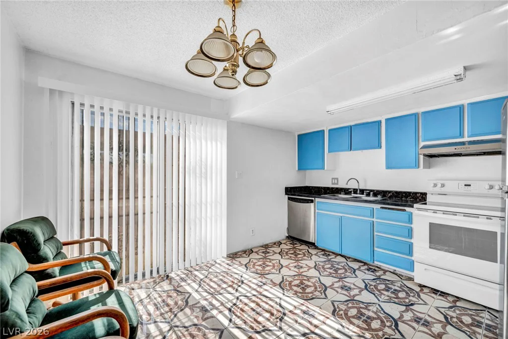 1153 Sierra Vista, Las Vegas, NV 89169