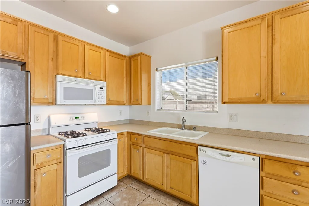 6440 Iguassu Falls, Las Vegas, NV 89149