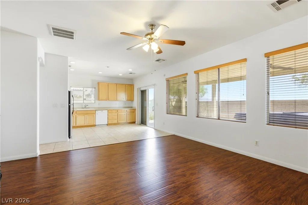 6440 Iguassu Falls, Las Vegas, NV 89149
