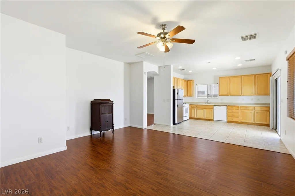 6440 Iguassu Falls, Las Vegas, NV 89149