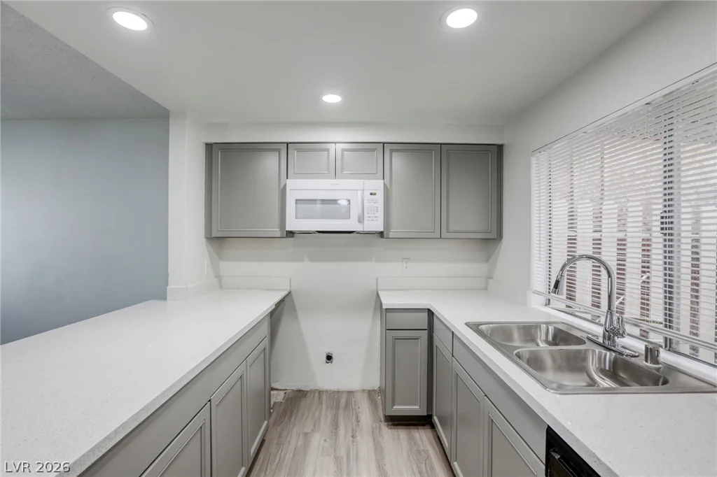 4770 Topaz, Las Vegas, NV 89121