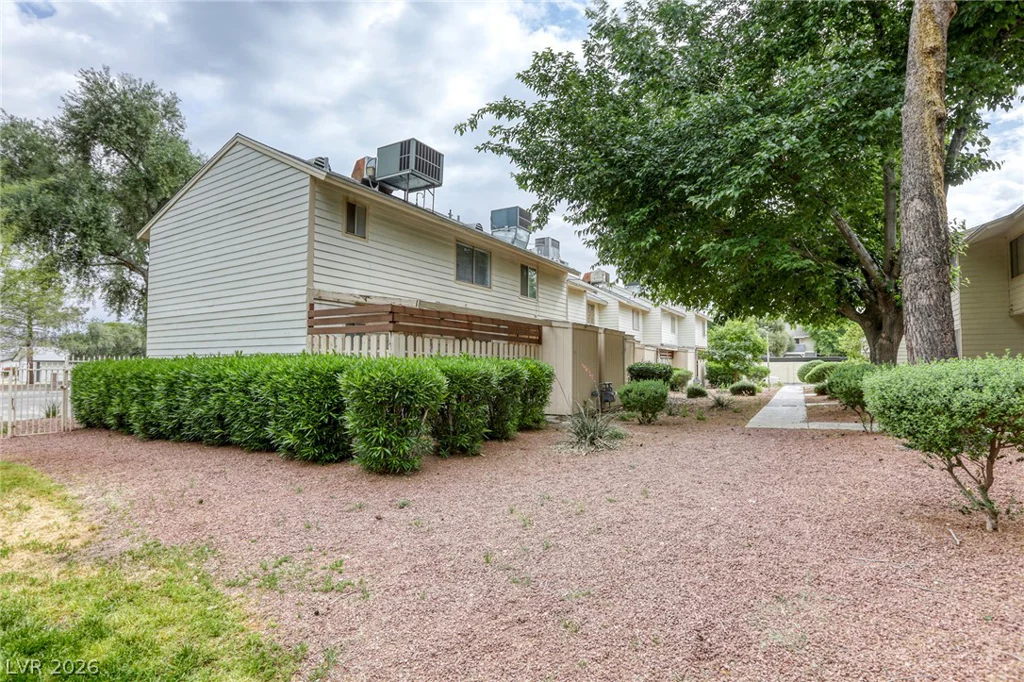 4770 Topaz, Las Vegas, NV 89121