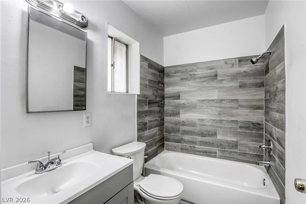 4770 Topaz, Las Vegas, NV 89121