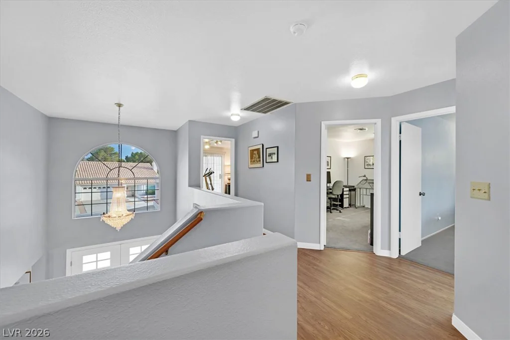 9408 Hollycrest, Las Vegas, NV 89117