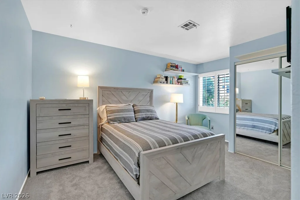 9408 Hollycrest, Las Vegas, NV 89117