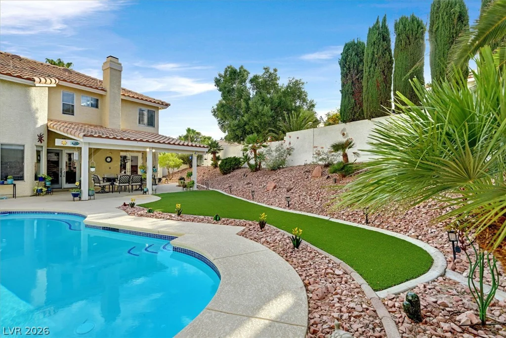 9408 Hollycrest, Las Vegas, NV 89117