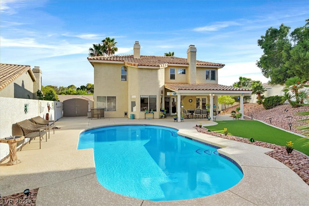 9408 Hollycrest, Las Vegas, NV 89117