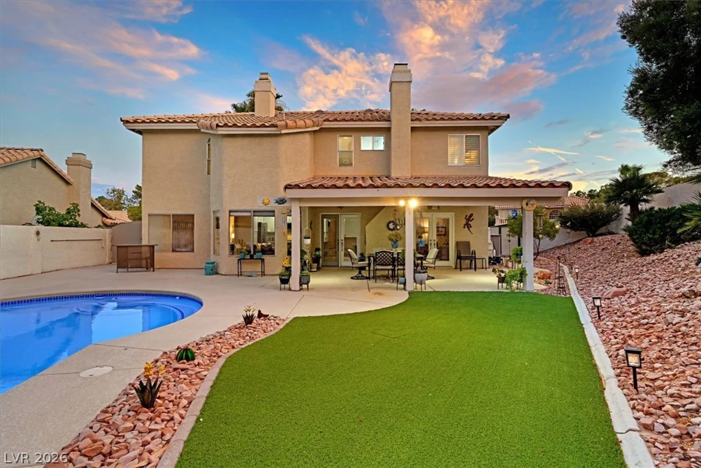 9408 Hollycrest, Las Vegas, NV 89117