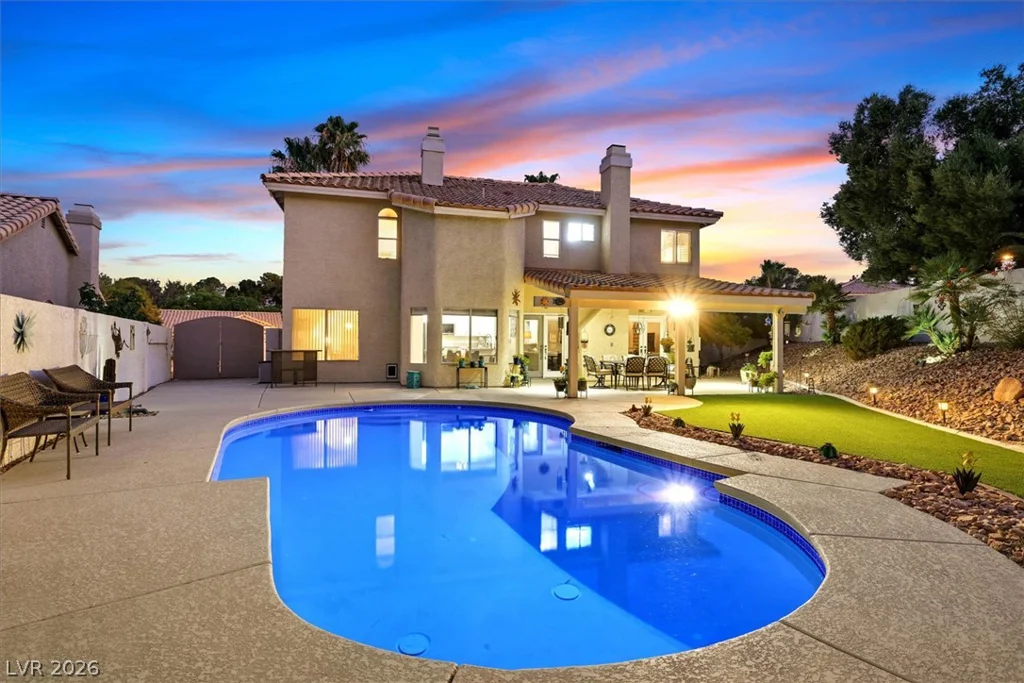 9408 Hollycrest, Las Vegas, NV 89117