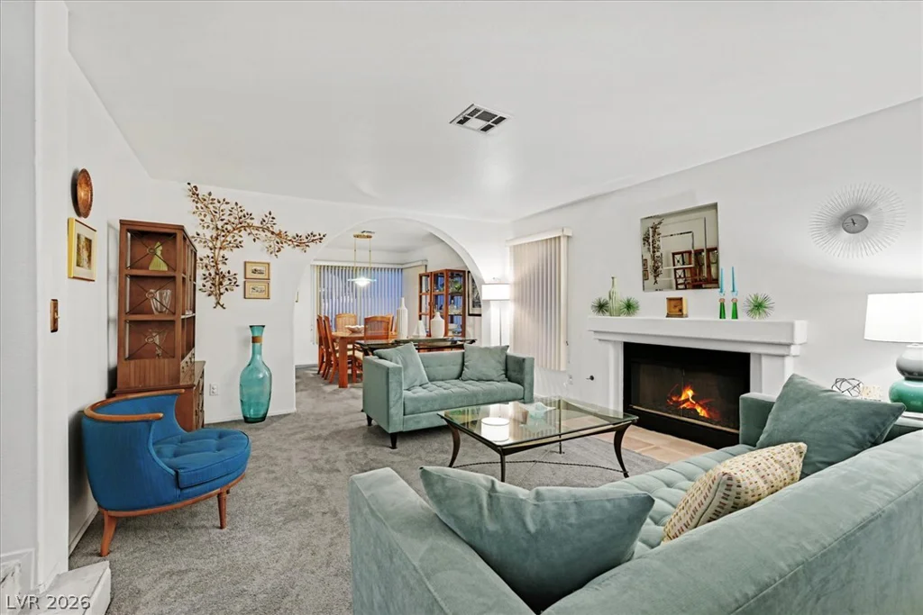 9408 Hollycrest, Las Vegas, NV 89117