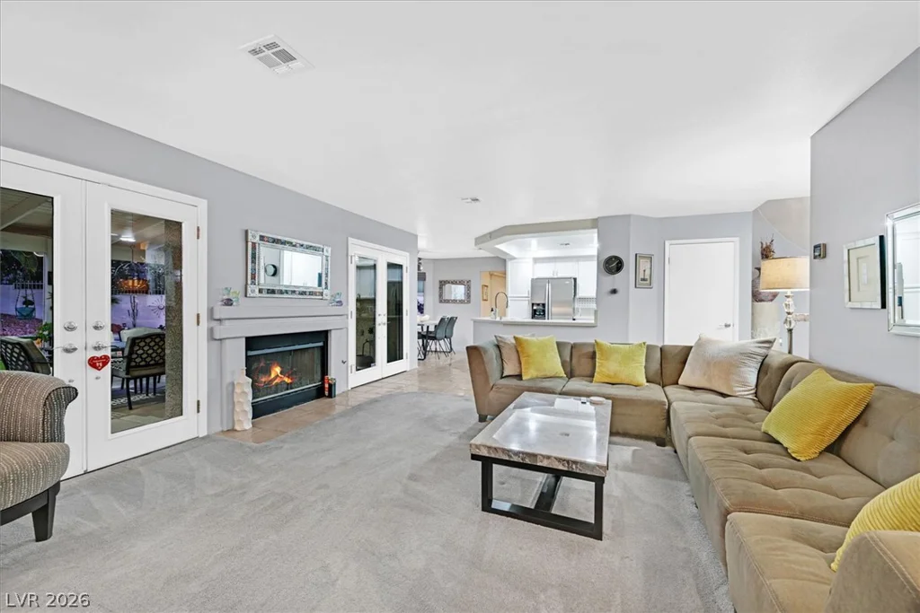 9408 Hollycrest, Las Vegas, NV 89117