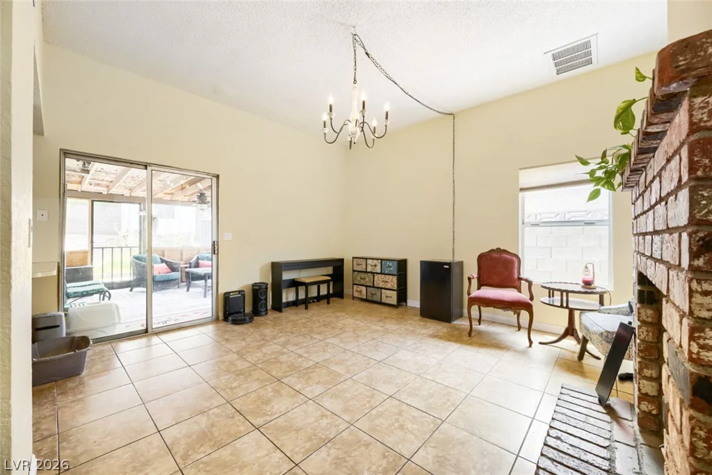 526 Tabony, Henderson, NV 89011