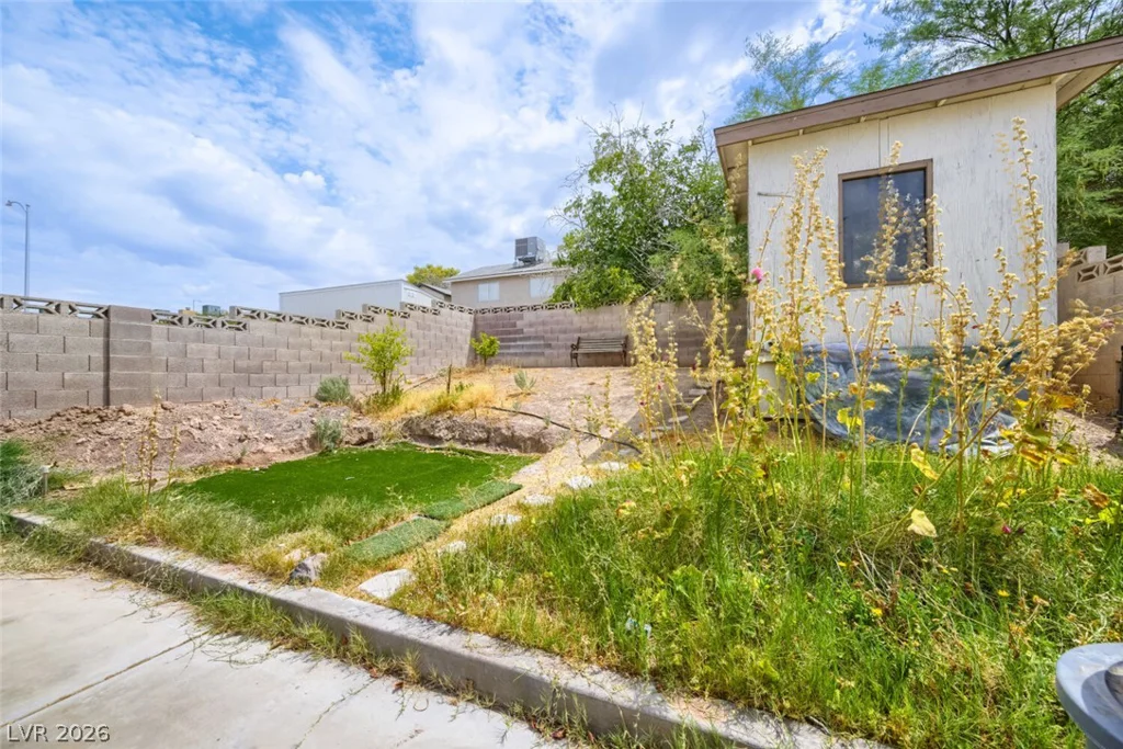 526 Tabony, Henderson, NV 89011