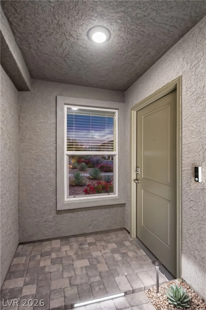 4990 Pear Mesa, Las Vegas, NV 89139