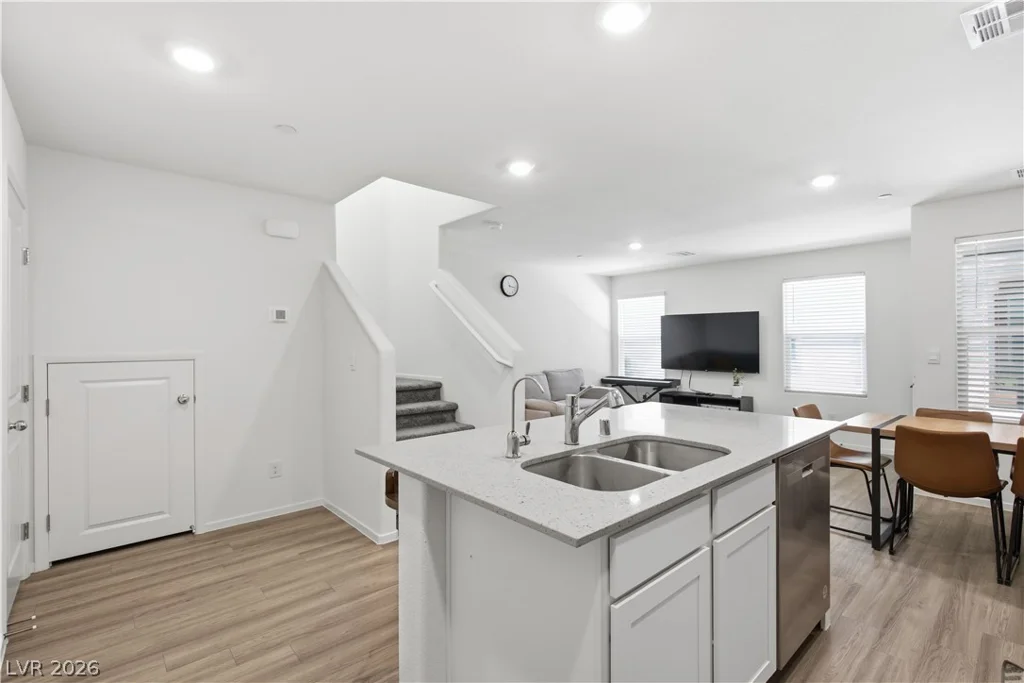 4990 Pear Mesa, Las Vegas, NV 89139
