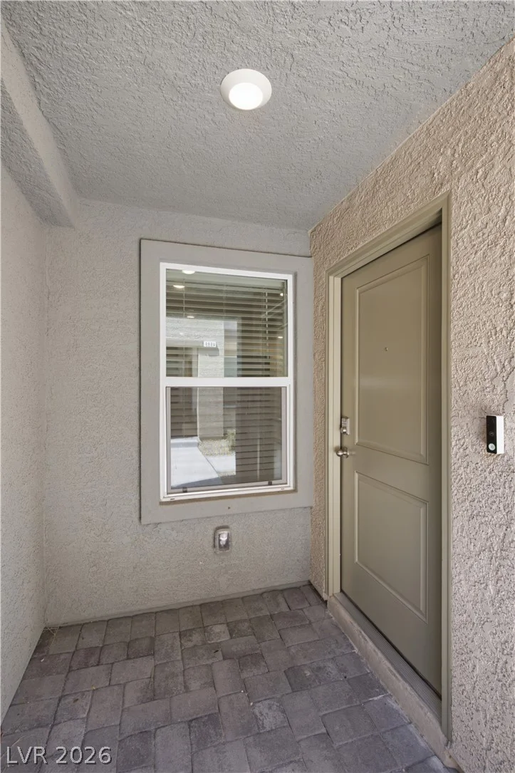 4990 Pear Mesa, Las Vegas, NV 89139