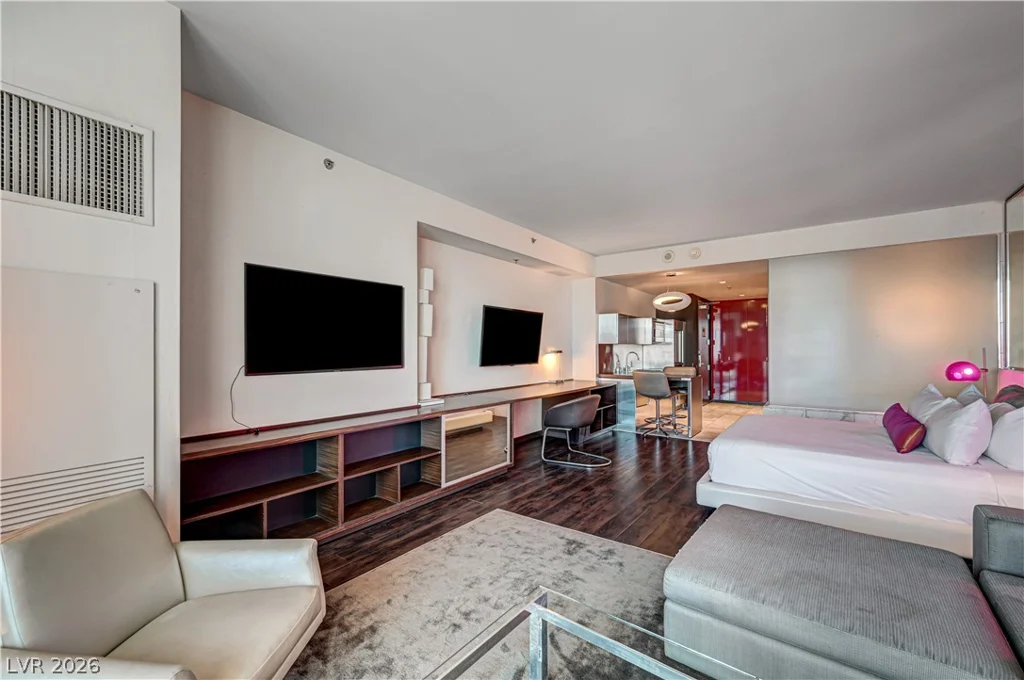 4381 Flamingo, Las Vegas, NV 89103