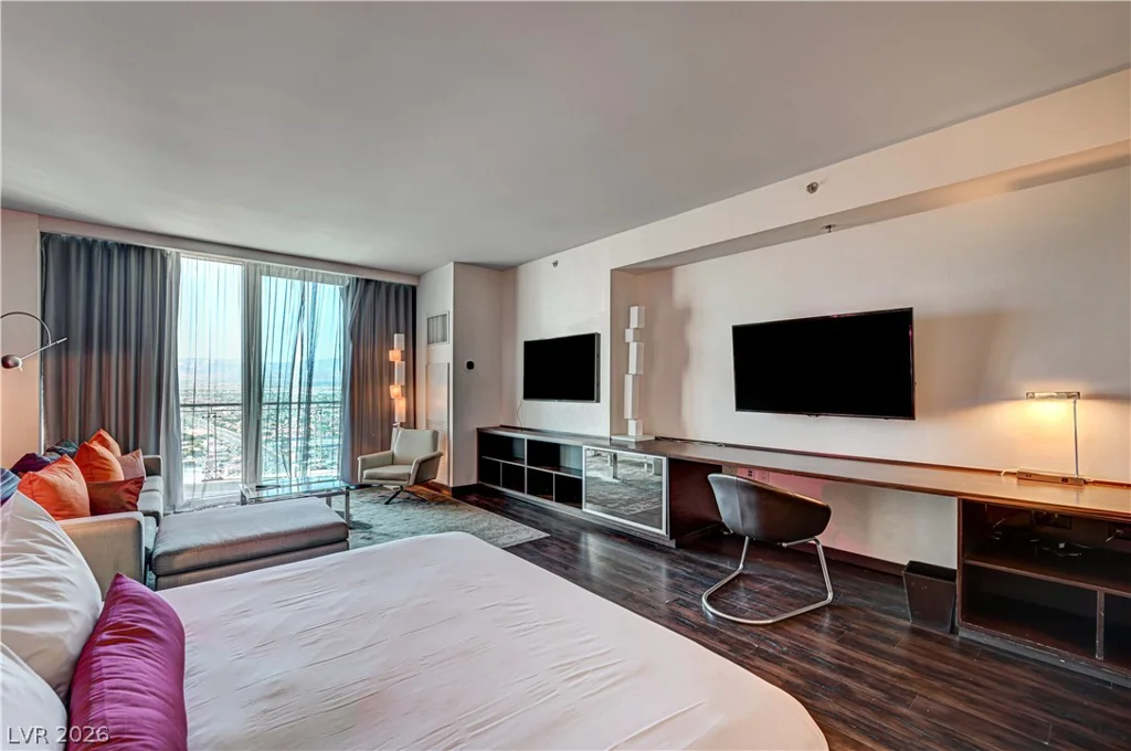 4381 Flamingo, Las Vegas, NV 89103