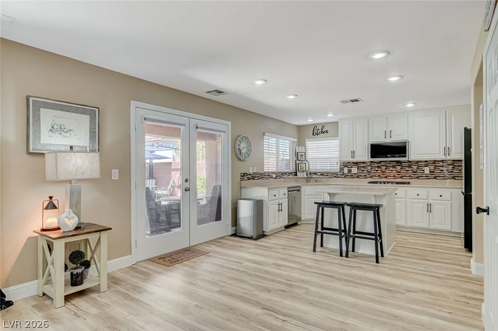 6912 Grand Junction, Las Vegas, NV 89179