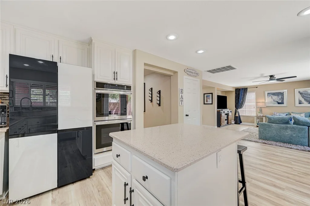 6912 Grand Junction, Las Vegas, NV 89179