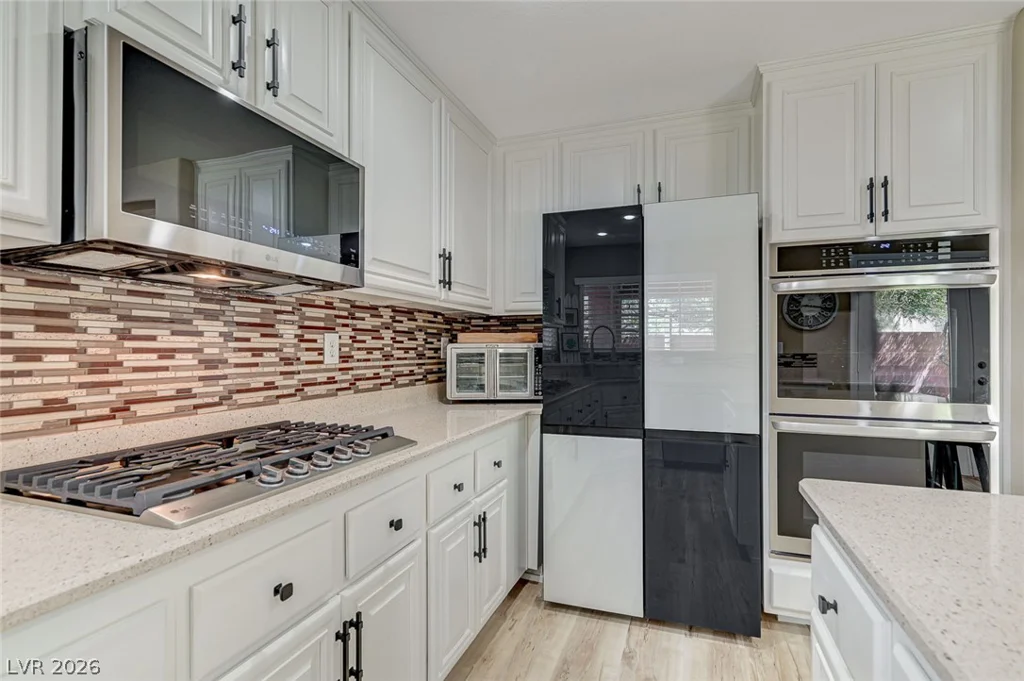 6912 Grand Junction, Las Vegas, NV 89179