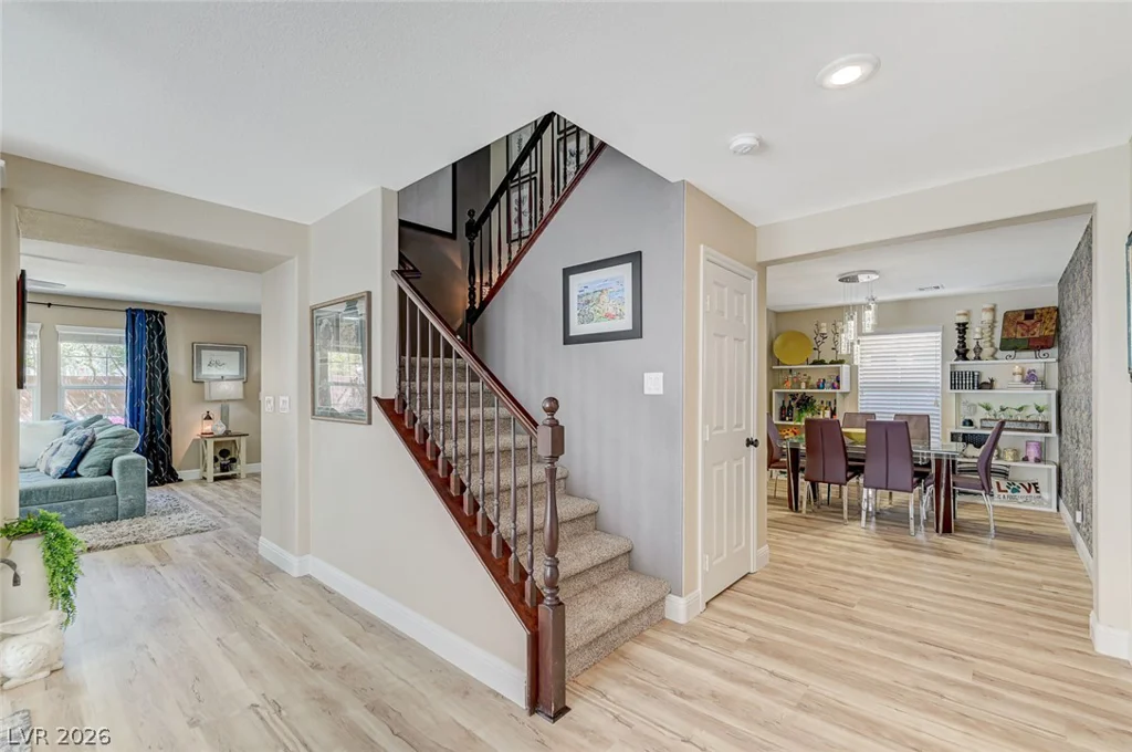 6912 Grand Junction, Las Vegas, NV 89179