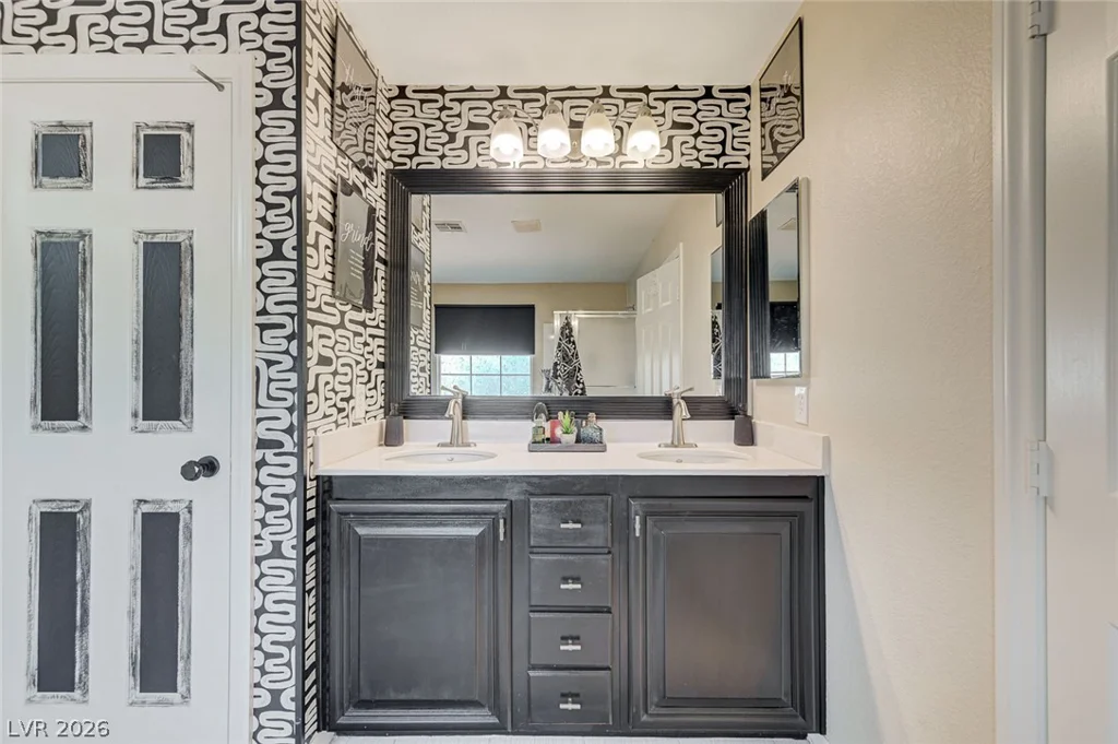 6912 Grand Junction, Las Vegas, NV 89179