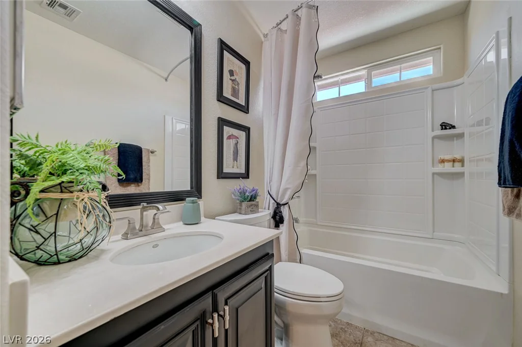 6912 Grand Junction, Las Vegas, NV 89179